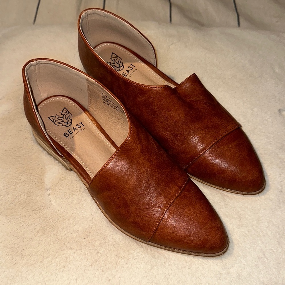 Women’s Brand New Beast Fashion slip on shoes